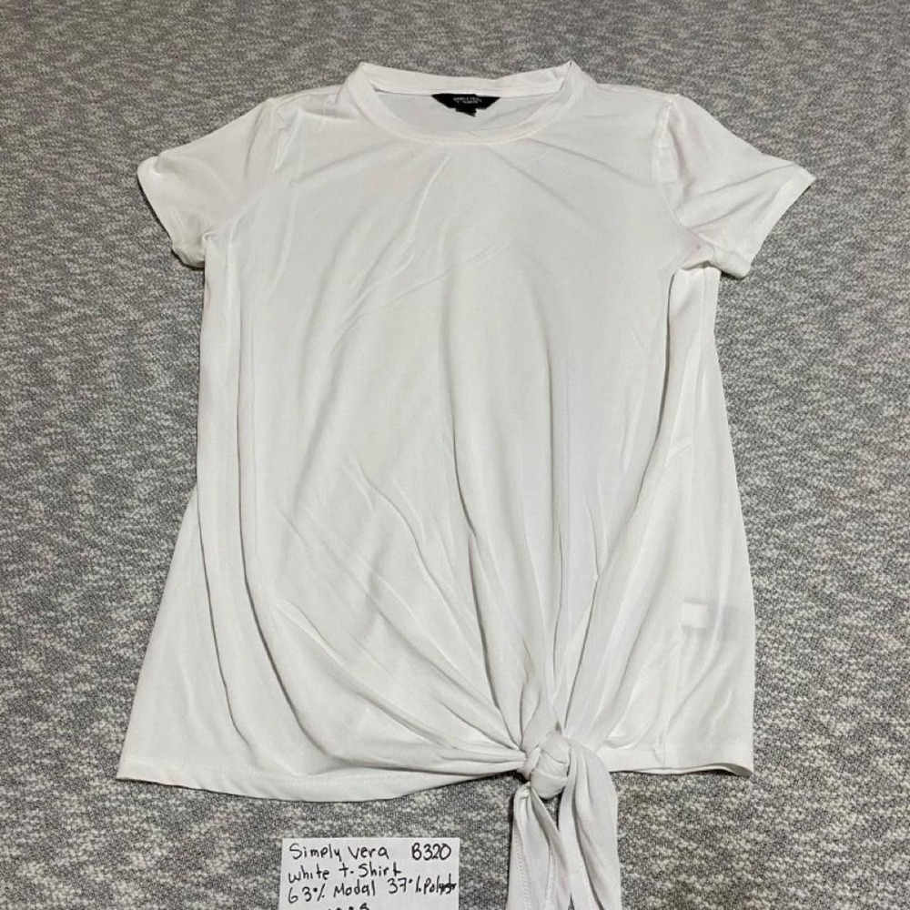 Simply Vera white t-shirt woman S. SKU-B320